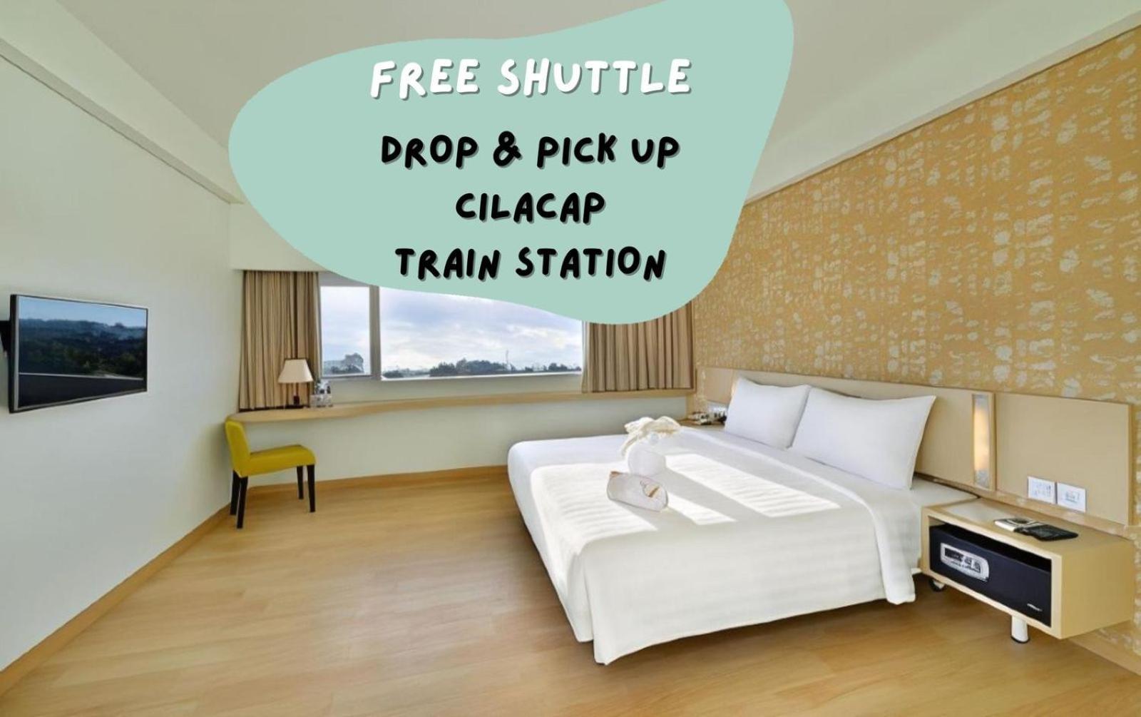 Whiz Prime Hotel Sudirman チラチャプ エクステリア 写真